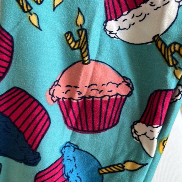 Birthday cupcake 4 leggings - Picture 2 of 3